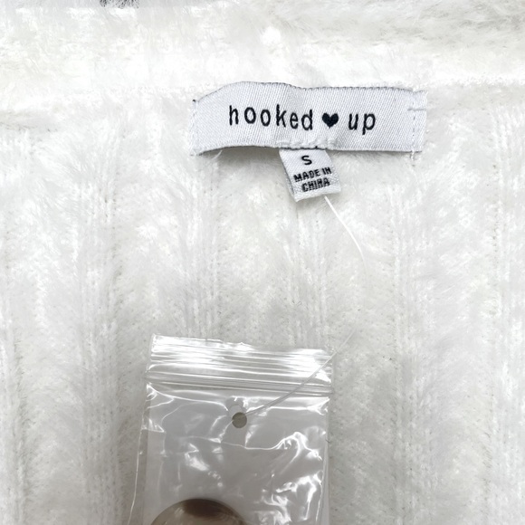 New With Tags Hooked Up Adorable Fuzzy cream Cardigan tank set - Picture 8 of 10
